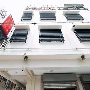 2* Hotel Reddoorz Near Taft